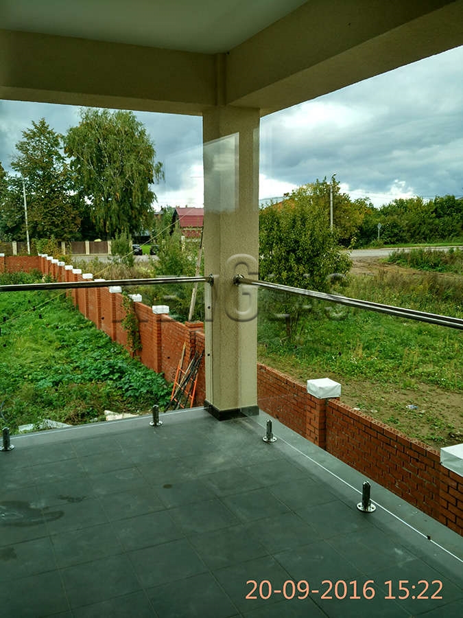Стеклянные ограждения для лестницы, МО, д. Манюхино.