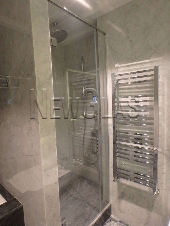 Стеклянные душевые кабины Москва, Охотный ряд, д. 2, Апарт-отель Residences Moscow