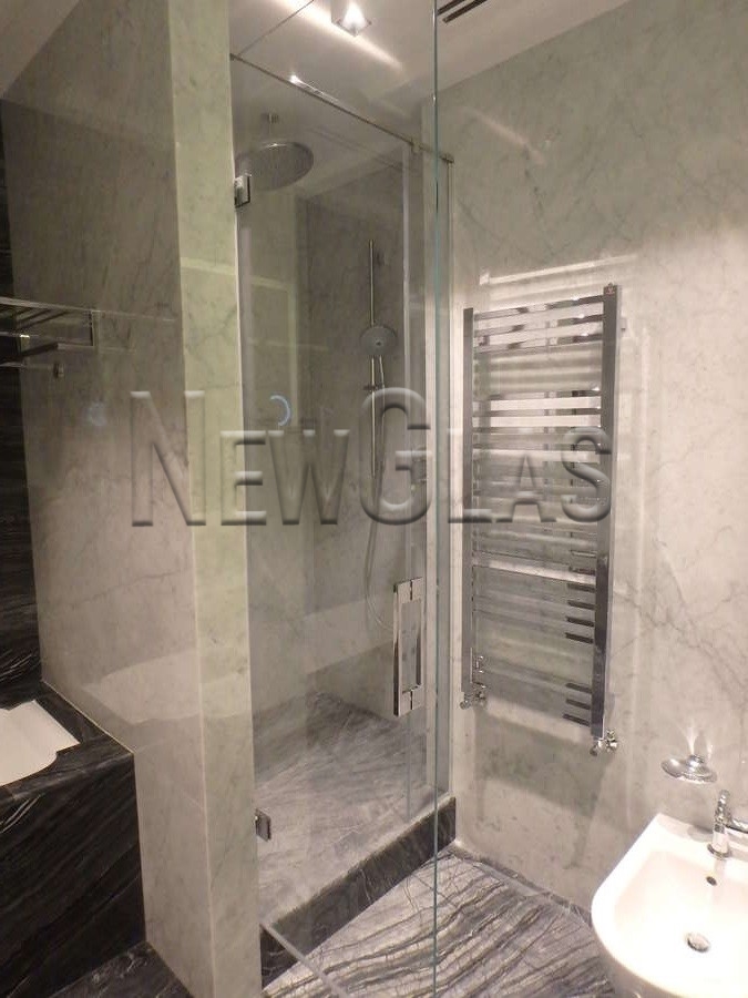 Стеклянные душевые кабины Москва, Охотный ряд, д. 2, Апарт-отель Residences Moscow