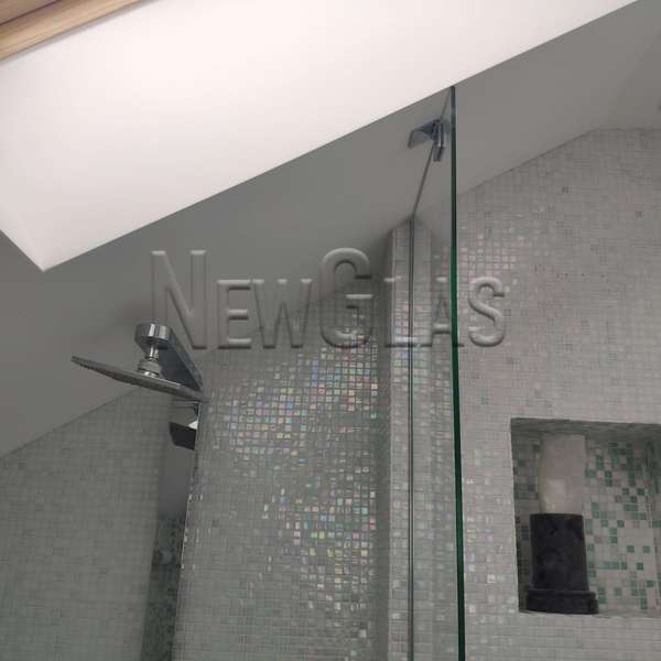 Стеклянные ограждения для душа МО, котт. пос «Чулково Club»