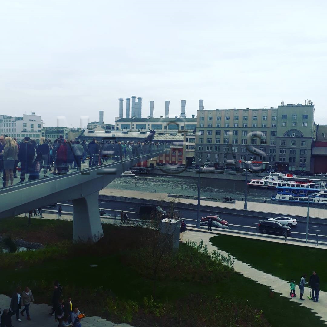 Ограждения из стекла, г. Москва, парк «Зарядье»